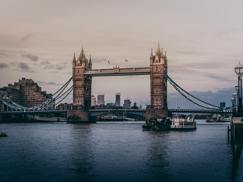 Comfort London Tour Pegasus Airlines (Stn-Stn) 3 Nights - Extra Tours Included